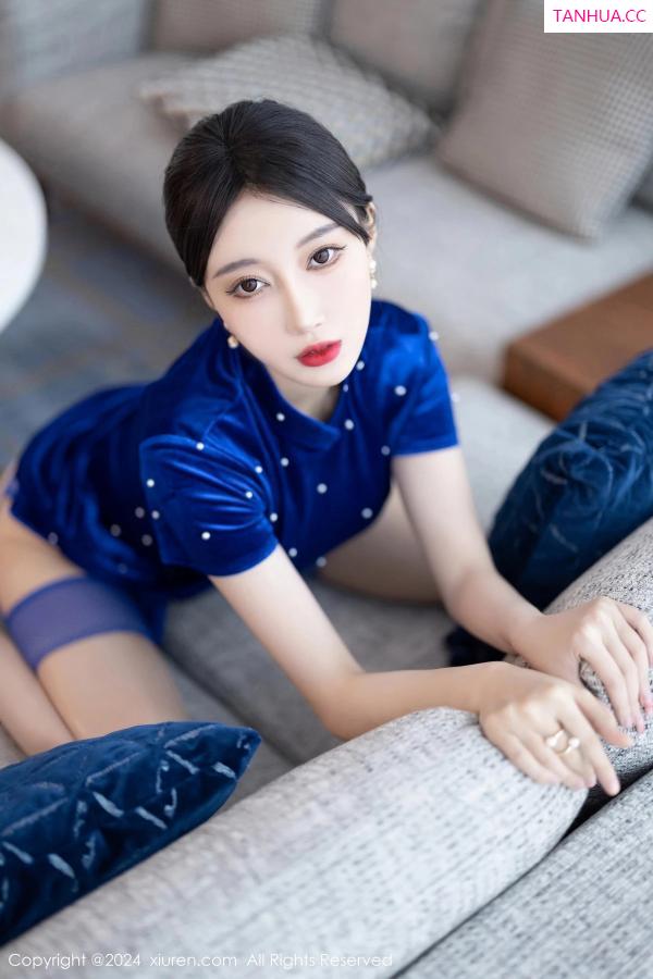 玥儿玥  [XiuRen]高清写真图 2024.03.27 No.8298 玥儿玥 美腿清纯第34张图片